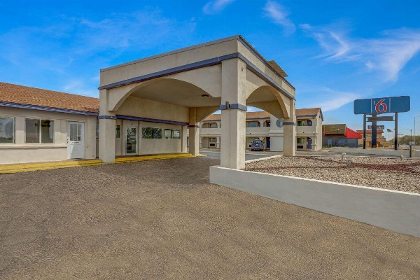 Motel 6-Clovis, NM image 2