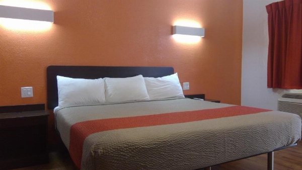 Motel 6-Clovis, NM image 26